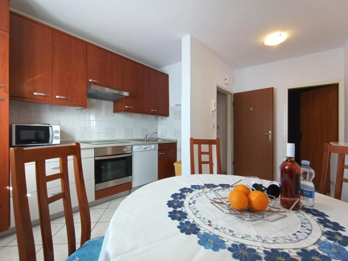 Apartments Jelovac โปเรช ภายนอก รูปภาพ